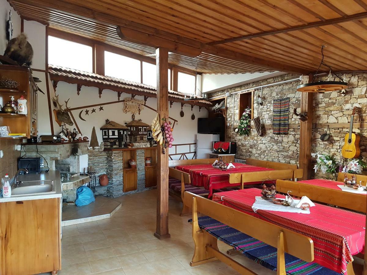 Къщи За Гости Башеви Sarnitsa Exterior foto