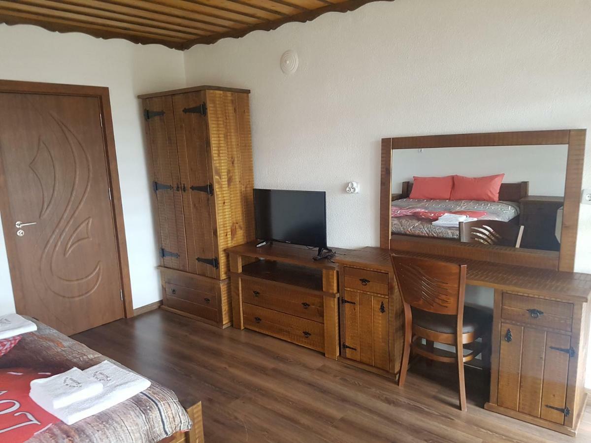 Къщи За Гости Башеви Sarnitsa Exterior foto