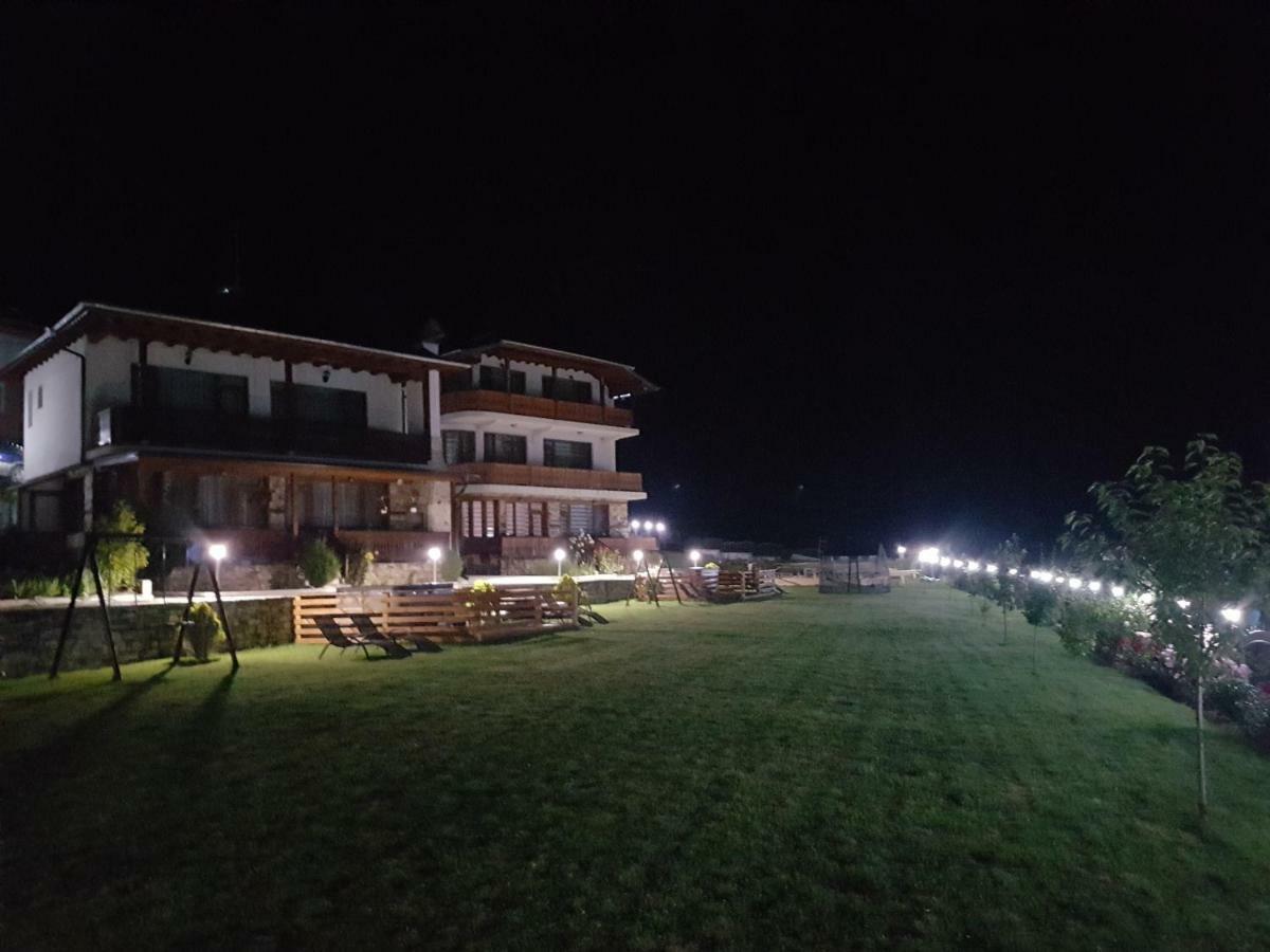 Къщи За Гости Башеви Sarnitsa Exterior foto